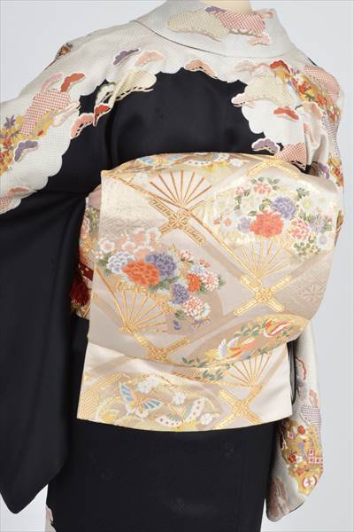 訪問着