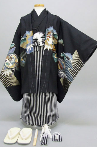 五歳祝着セット(黒地・鷹、間道に宝づくし)