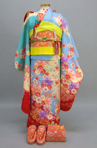 七歳祝着(水色、赤地・桜と花づくし)
