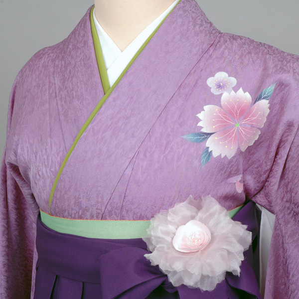 卒業袴(淡い紫地・花着物/紫地蝶々刺繍袴)