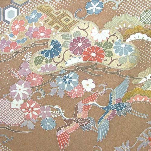 色留袖(胡桃色地・三笠松)