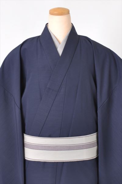 紋付袴[黒紋付・袴縞]