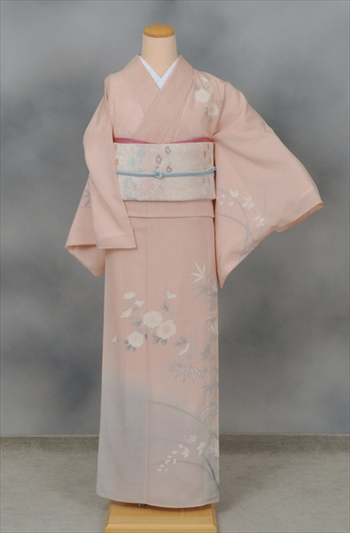 夏物_訪問着(さくら色淡い紫ボカシ地・白い花)