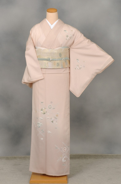 夏物_訪問着(うすい桜色地・笹の葉、松、小花)