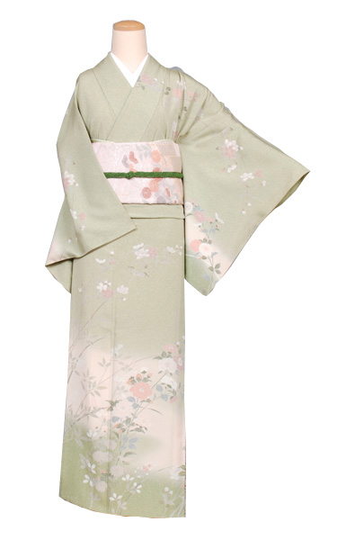 単衣訪問着［若草色地の花模様］