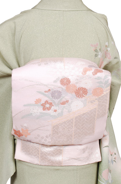 単衣訪問着［若草色地の花模様］