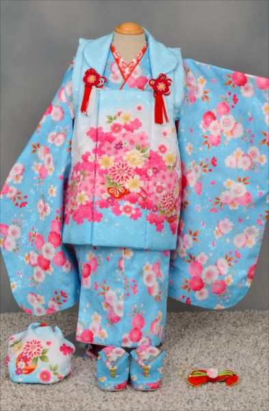 三歳祝着【爽やかな水色地に花々】