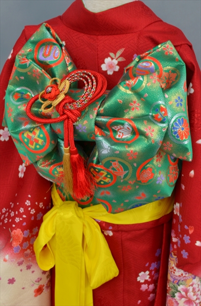 七歳祝着【赤地に花々・毬】