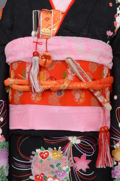 七歳祝着【黒地に四季草花・毬】