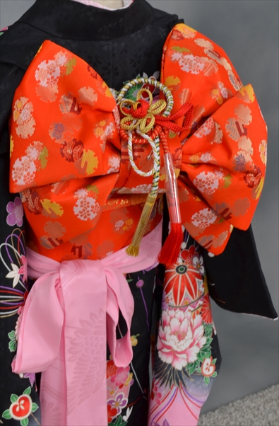 七歳祝着【黒地に四季草花・毬】