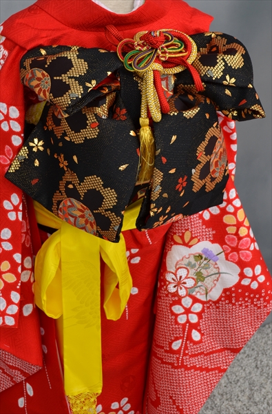 七歳祝着【赤地に雪輪・毬】