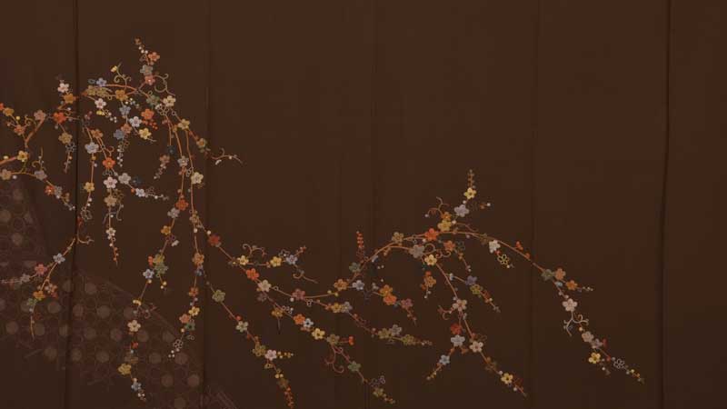訪問着[扇に四季折々の花々]