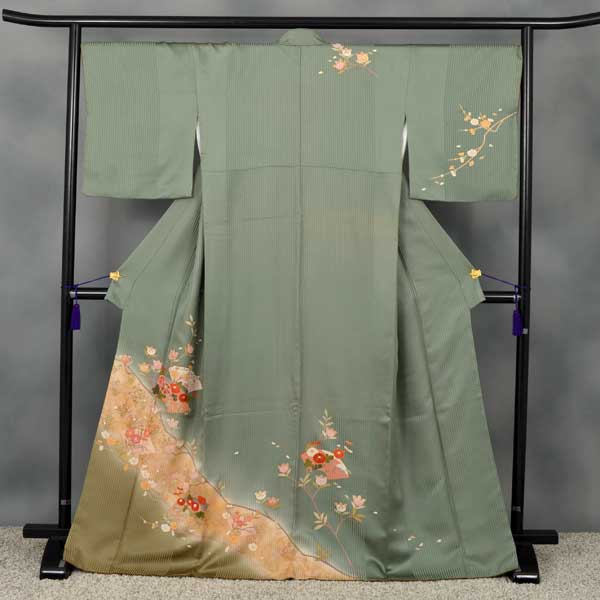訪問着【エキゾチックな着姿で】