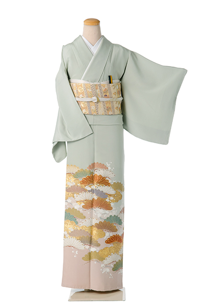 色留袖［古典美の薫る吉祥文様・松］