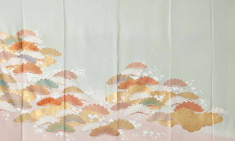 色留袖［古典美の薫る吉祥文様・松］