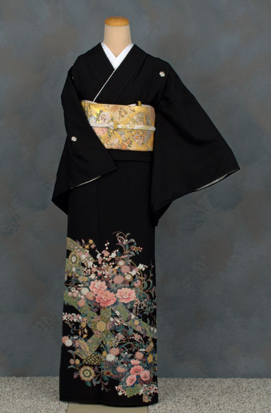 黒留袖〔かずら帯と四季草花 〕