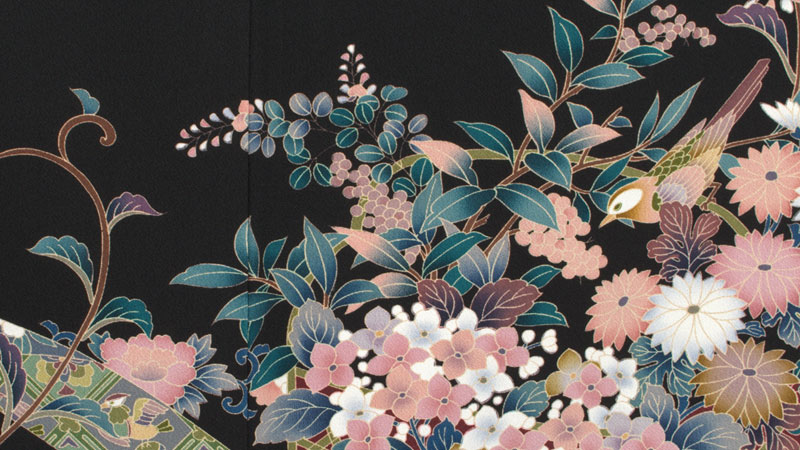 黒留袖〔かずら帯と四季草花 〕